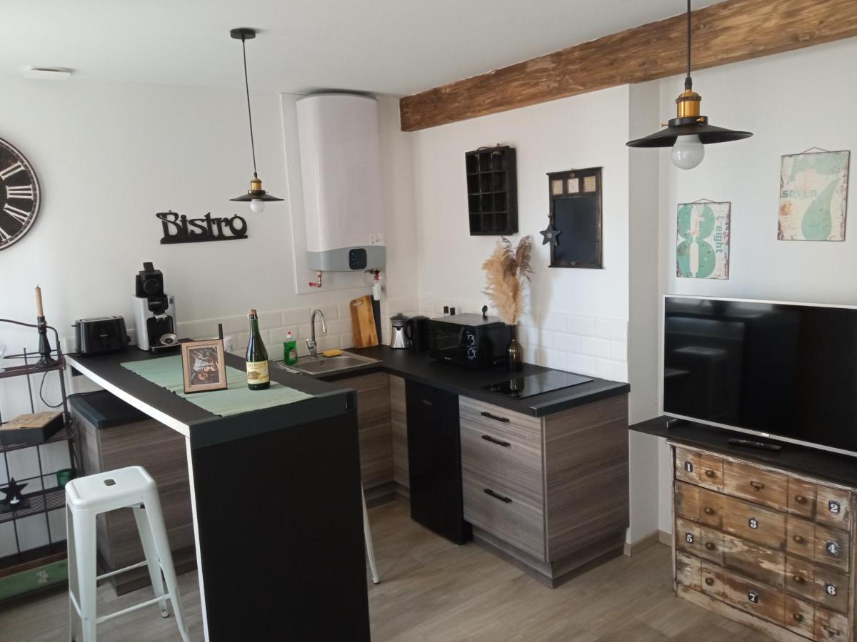 Comme A La Maison Cormeilles  Exteriör bild
