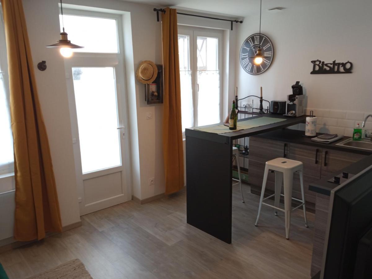 Comme A La Maison Cormeilles  Exteriör bild